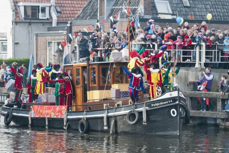 2011 Sint 065